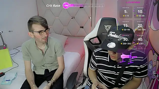 Snapshot of Top_and_bottom chatting on February 2026 08:50:01 PM Top and bottom online show from February 2026 08:50:01 PM