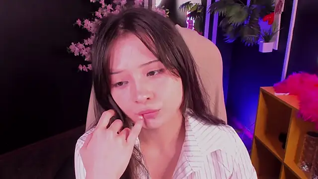 Snapshot of May_Ling chatting on August 2026 11:23:02 AM May Ling online show from August 2026 11:23:02 AM