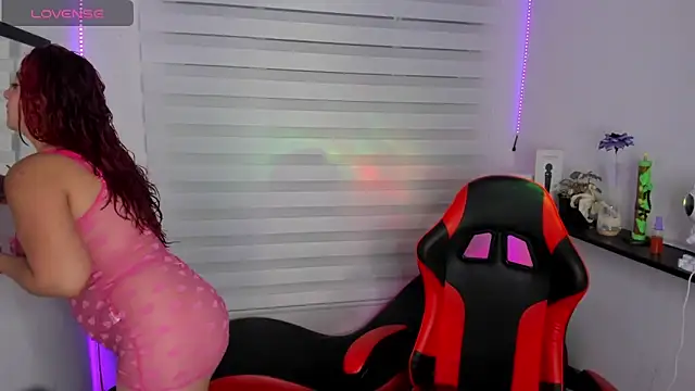 Emily Jonesh online show from March 2026 12:33:11 PM