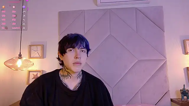 Sateh and Hikary online show from March 2026 08:24:01 PM