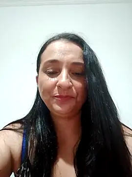 Snapshot of luamel2126 chatting on February 2026 10:49:02 PM luamel2126 online show from February 2026 10:49:02 PM