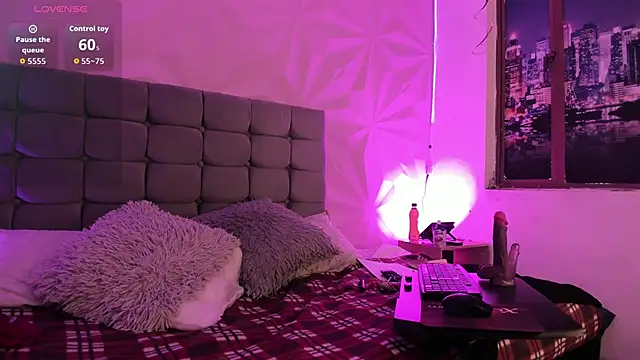 emma cg online show from March 2026 07:42:01 PM