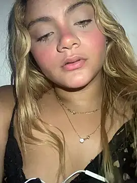 Snapshot of ayla0881 chatting on February 2026 10:50:02 PM ayla0881 online show from February 2026 10:50:02 PM