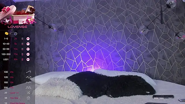 vaelina angels online show from February 2026 11:42:01 AM