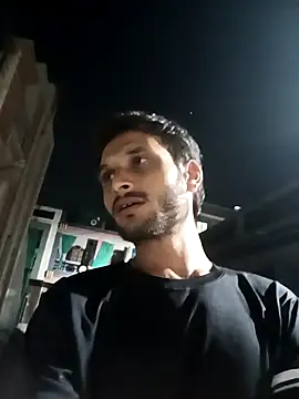 Beinghorny83 online show from April 2026 04:51:02 PM