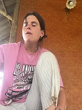 Snapshot of fairy_bell chatting on February 2026 08:24:07 AM fairy bell online show from February 2026 08:24:07 AM