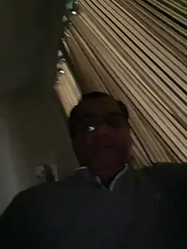 maleattention online show from July 2026 04:06:02 AM