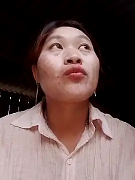 bany-lee online show from May 2026 11:07:01 AM
