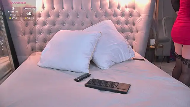 Snapshot of RubyReeves chatting on March 2026 06:37:01 AM RubyReeves online show from March 2026 06:37:01 AM