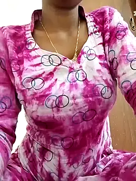 Snapshot of Sexy_Boudi650 chatting on February 2026 05:35:01 PM Sexy Boudi650 online show from February 2026 05:35:01 PM