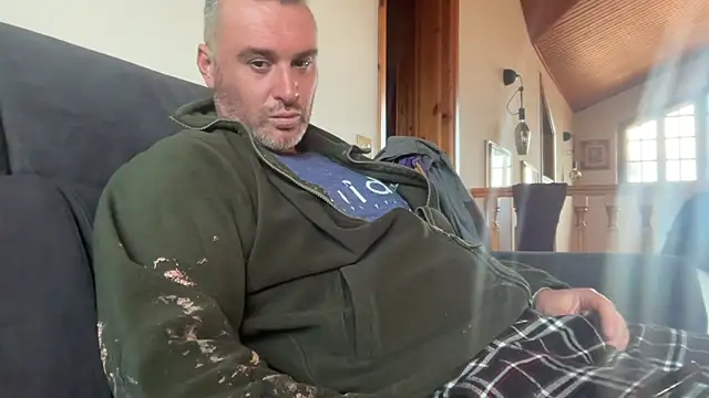 marcovik1 online show from February 2026 02:24:02 PM