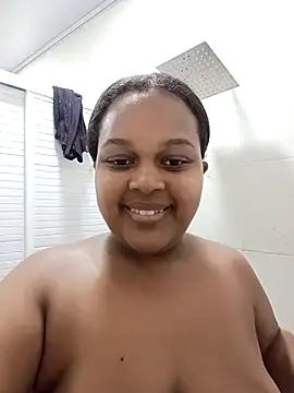 PerlaCurvasgrandes online show from February 2026 10:55:01 PM