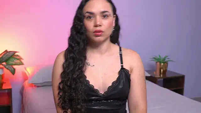 Snapshot of MoonofHades chatting on February 2026 09:57:02 PM MoonofHades online show from February 2026 09:57:02 PM