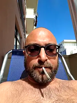 cetriolino online show from April 2026 01:37:01 PM