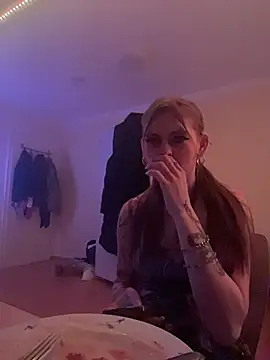 Snapshot of Milli-Kiss chatting on February 2026 09:20:02 PM Milli-Kiss online show from February 2026 09:20:02 PM