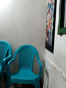 honey-suckle online show from February 2026 06:59:02 PM