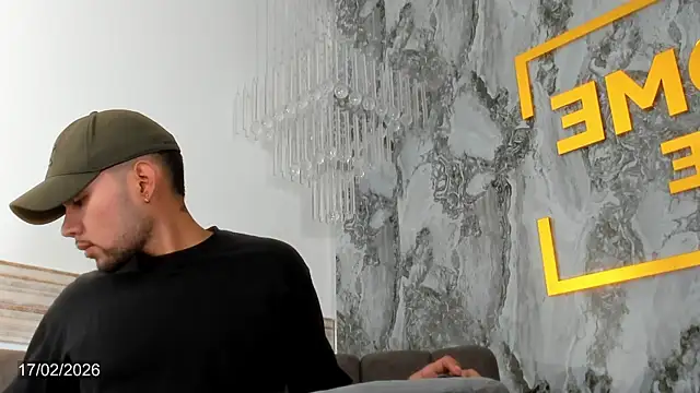 Snapshot of Hassan_GoldDick chatting on February 2026 07:21:02 PM Hassan GoldDick online show from February 2026 07:21:02 PM