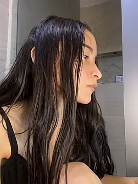 Snapshot of candy_deluxe chatting on March 2026 02:28:02 AM candy deluxe online show from March 2026 02:28:02 AM