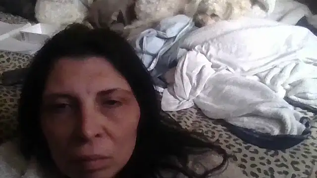 Snapshot of MadamBell chatting on February 2026 04:24:02 PM MadamBell online show from February 2026 04:24:02 PM