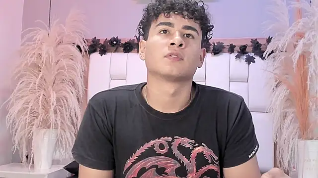 Bastixvontade online show from April 2026 07:08:02 PM