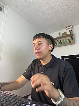 Jhony rayder online show from February 2026 01:58:02 AM