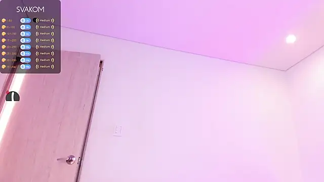 Violetta-foxx online show from April 2026 07:25:02 PM