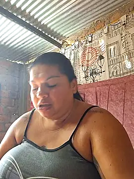 Juli Powl online show from February 2026 01:43:01 PM