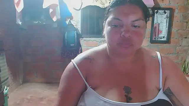 Juli Powl online show from March 2026 12:28:01 AM