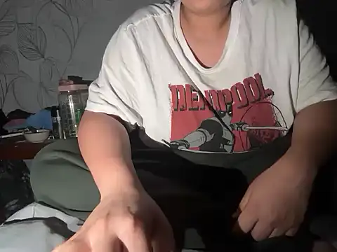 Snapshot of hugeindiantitties chatting on March 2026 04:14:01 AM hugeindiantitties online show from March 2026 04:14:01 AM