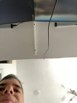 awesomemilkss online show from April 2026 08:58:02 PM