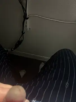 awesomemilkss online show from April 2026 02:34:01 AM