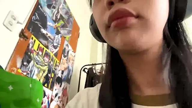 GloryKulikowski online show from February 2026 01:03:02 AM