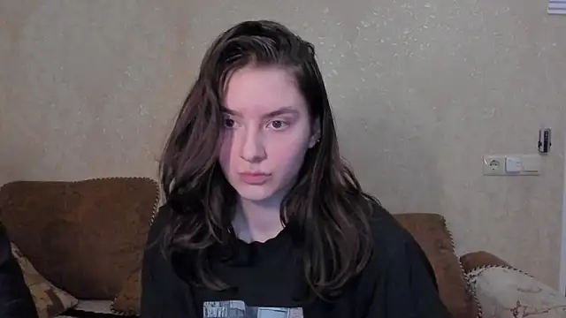 love lina muuur online show from February 2026 10:27:02 AM