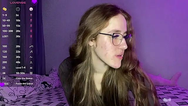 GloriaFoxx online show from February 2026 02:02:01 PM