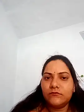 Snapshot of Anushka_Singh0 chatting on February 2026 10:45:01 AM Anushka Singh0 online show from February 2026 10:45:01 AM