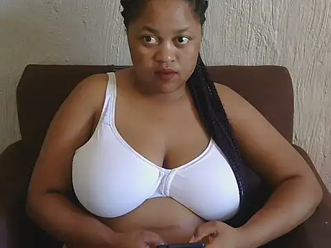 Snapshot of TemptingTits chatting on February 2026 10:00:02 AM TemptingTits online show from February 2026 10:00:02 AM