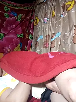 Susuu5790 online show from April 2026 08:53:01 PM