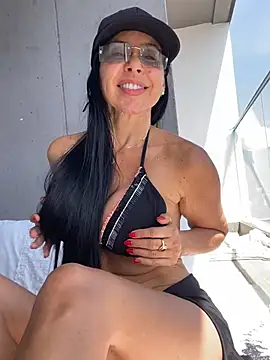caritoo21 online show from June 2026 04:09:02 PM