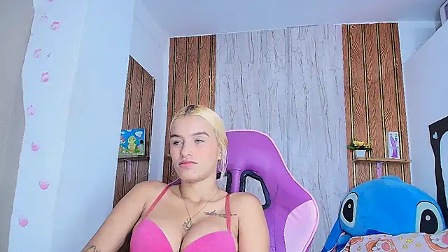 abigail sandoval online show from April 2026 01:39:01 PM