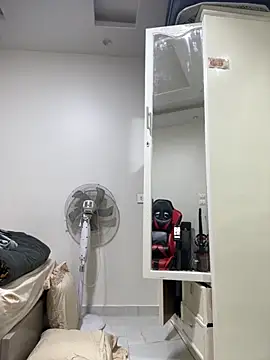 Hottysoo online show from February 2026 03:40:02 PM