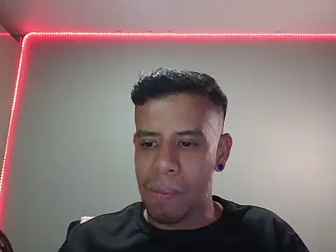 Snapshot of WILD_BIGCOCK35 chatting on March 2026 02:18:02 AM WILD BIGCOCK35 online show from March 2026 02:18:02 AM