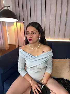 Snapshot of luisa__rosse chatting on February 2026 11:51:01 AM luisa rosse online show from February 2026 11:51:01 AM