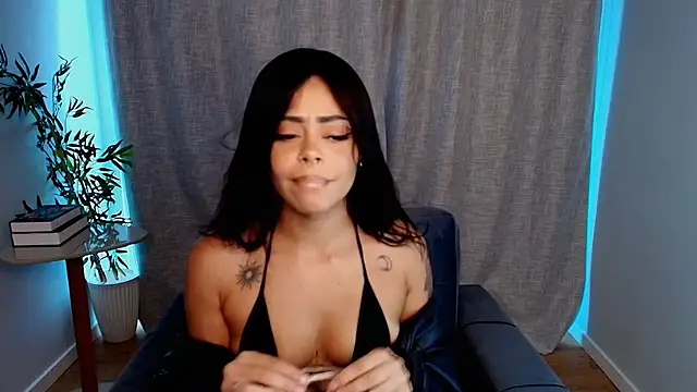 Snapshot of Pauline_Clark chatting on February 2026 08:27:02 PM Pauline Clark online show from February 2026 08:27:02 PM