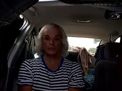 dustbunny64 online show from April 2026 12:38:02 AM