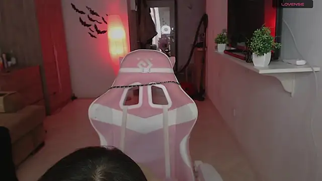 Snapshot of ShayL1sse chatting on March 2026 12:18:01 PM ShayL1sse online show from March 2026 12:18:01 PM