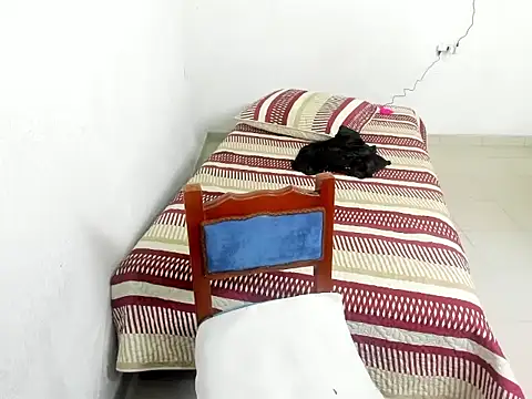 SWEETMILF HOT online show from February 2026 06:16:01 PM