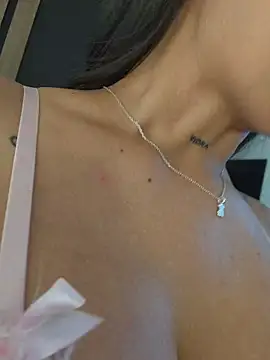 Roma xxx online show from February 2026 10:08:02 PM