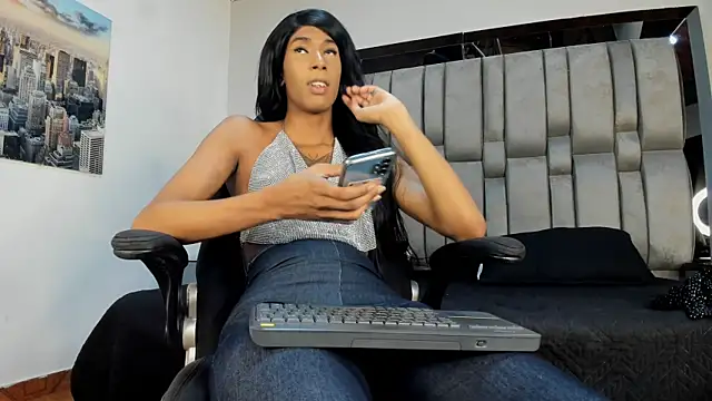 ElektraBomdans online show from April 2026 07:51:01 PM