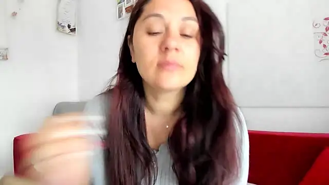 EVELYNA88 online show from June 2026 07:51:02 AM