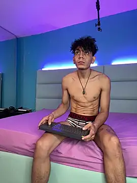 abrilandjulian online show from February 2026 11:39:02 AM